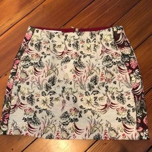 Short skirt, floral print